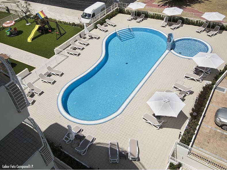 Residence Acquasuite มาร์ตินซิกูโร ภายนอก รูปภาพ