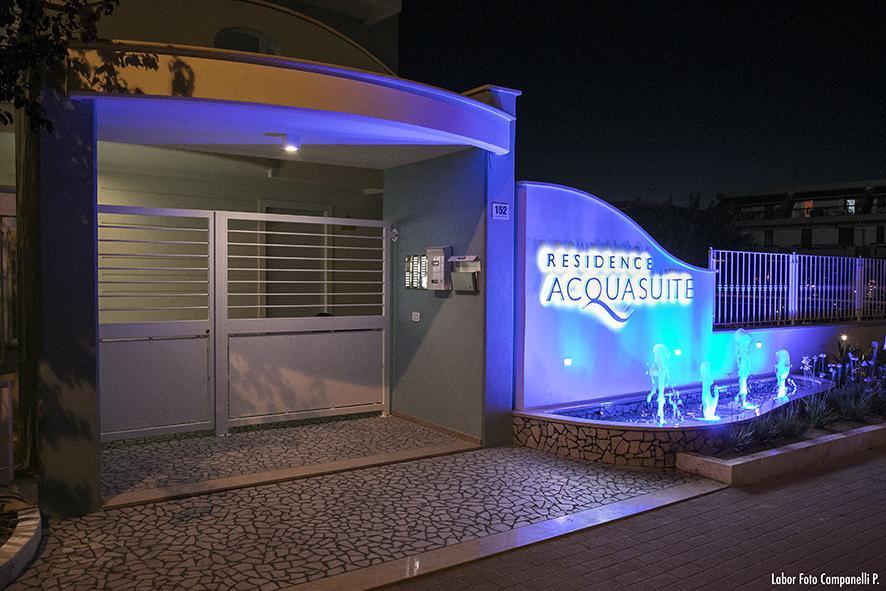 Residence Acquasuite มาร์ตินซิกูโร ภายนอก รูปภาพ